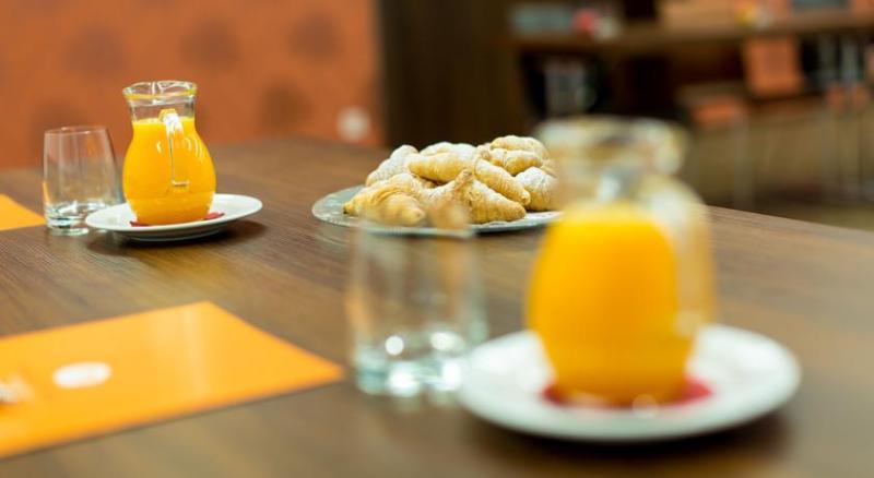 Hotel Rimski Dvor - Rimske Terme リムスケ・トプリツェ エクステリア 写真